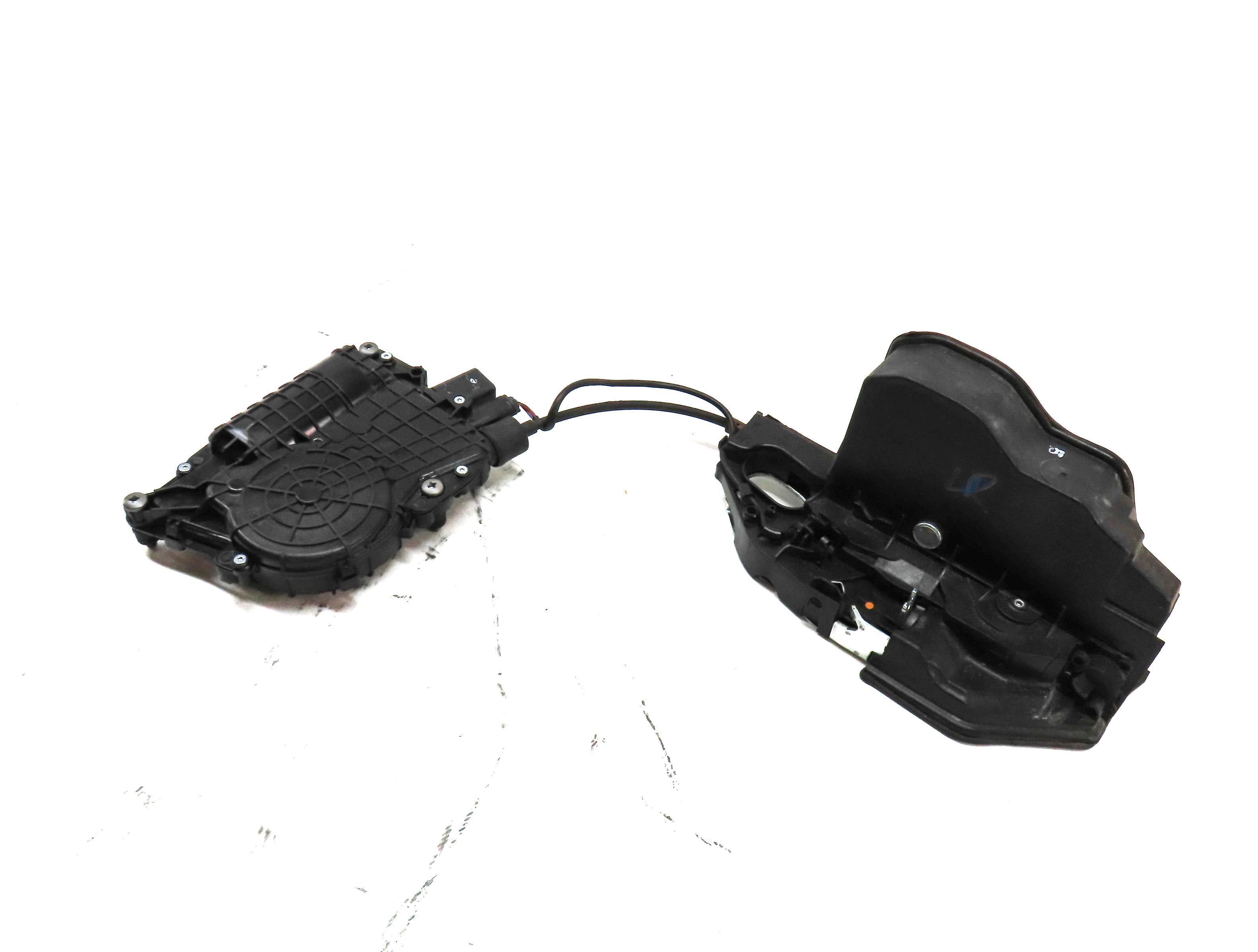 2011-2015 BMW 740i 750i 760i B7 (F01) LEFT REAR (SOFT CLOSE) DOOR LATCH ACTUATOR — exact item pictured